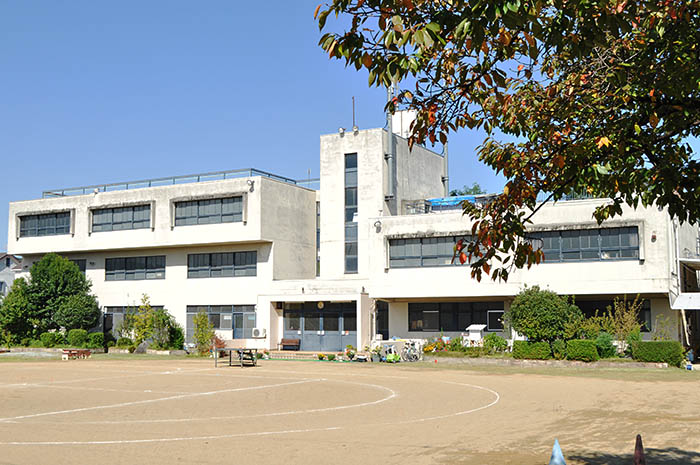 創立50周年を迎えた奈良朝鮮初中級学校＝2020年10月26日、奈良県橿原市法花寺町
