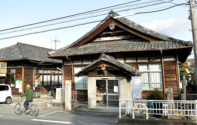 取り壊された奈良市の旧都跡村役場